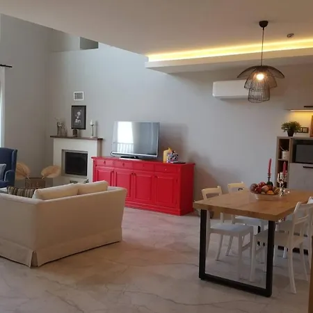 Вилла Stylish Peaceful Villa With A Fantastic View