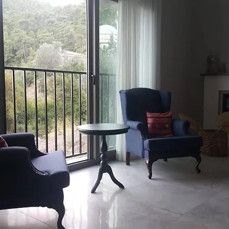 Вилла Stylish Peaceful Villa With A Fantastic View *